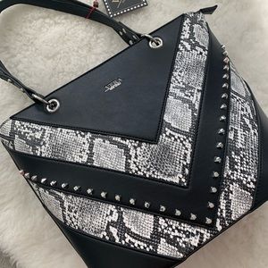 NWT Vera New York tote